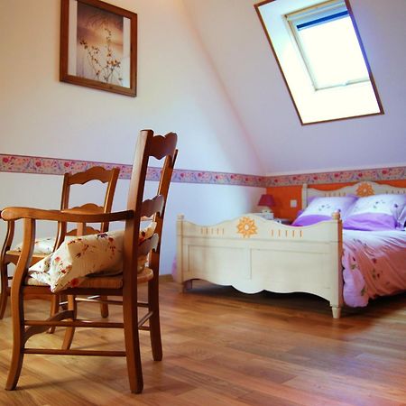 Le Clos Des Tilleuls D Day Home, Chambres D'Hotes, Suite Avec Sauna Privatif, Suite Avec Balneotherapie Privative, En Supplement Option Spa Bain A Remous La Vendelee Экстерьер фото