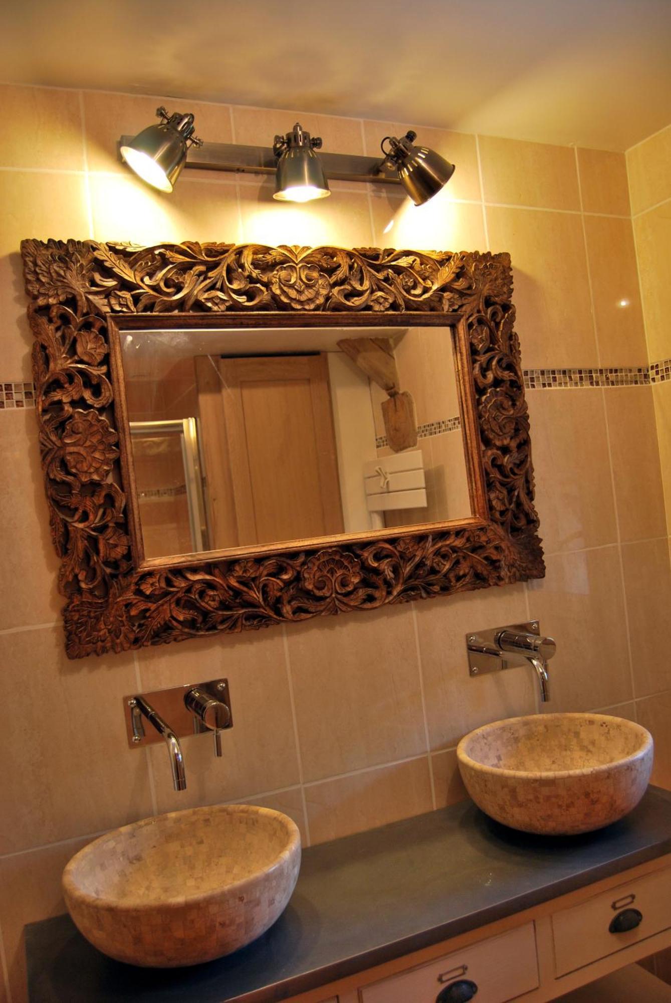 Le Clos Des Tilleuls D Day Home, Chambres D'Hotes, Suite Avec Sauna Privatif, Suite Avec Balneotherapie Privative, En Supplement Option Spa Bain A Remous La Vendelee Экстерьер фото